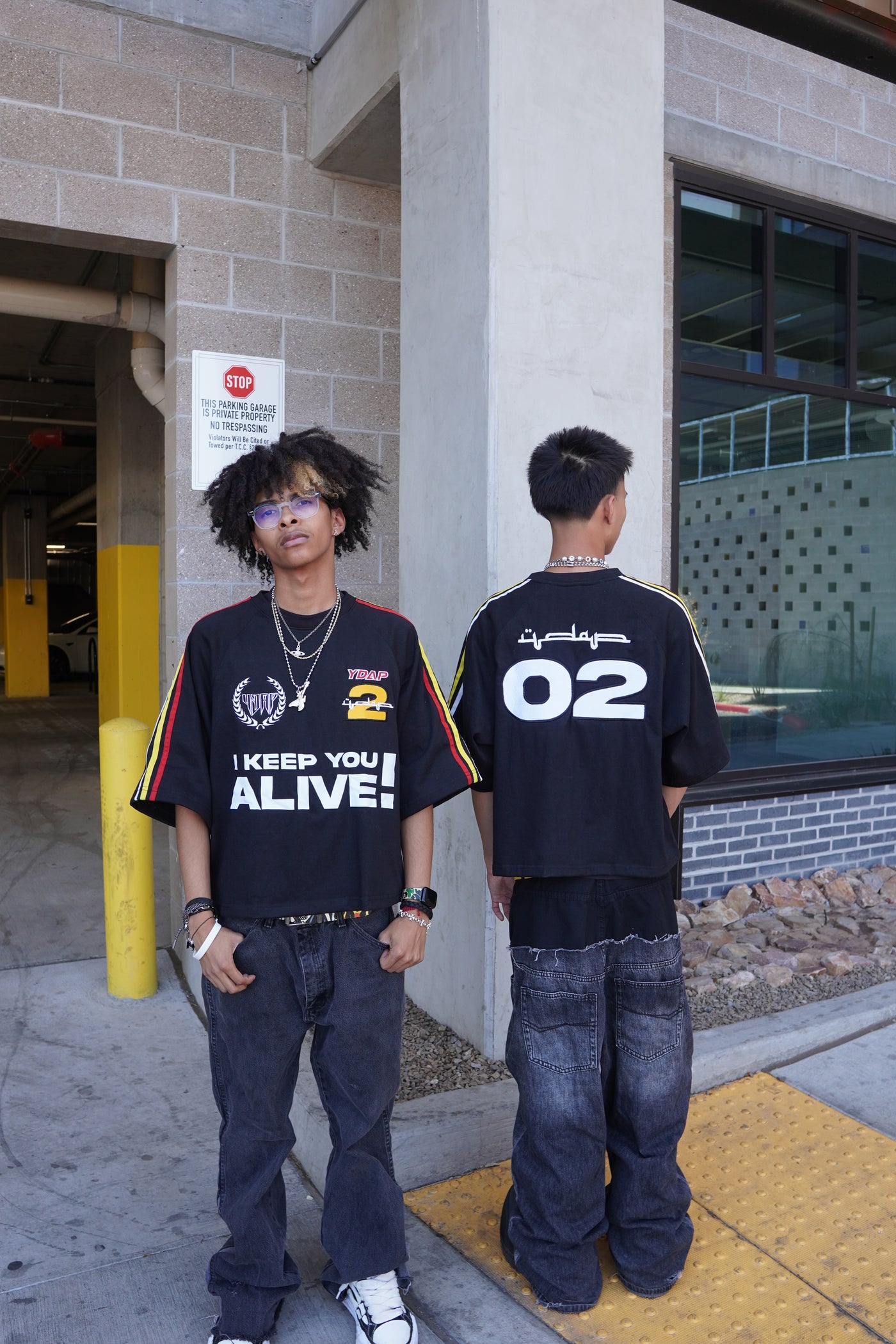 “I KEEP U ALIVE” TEE